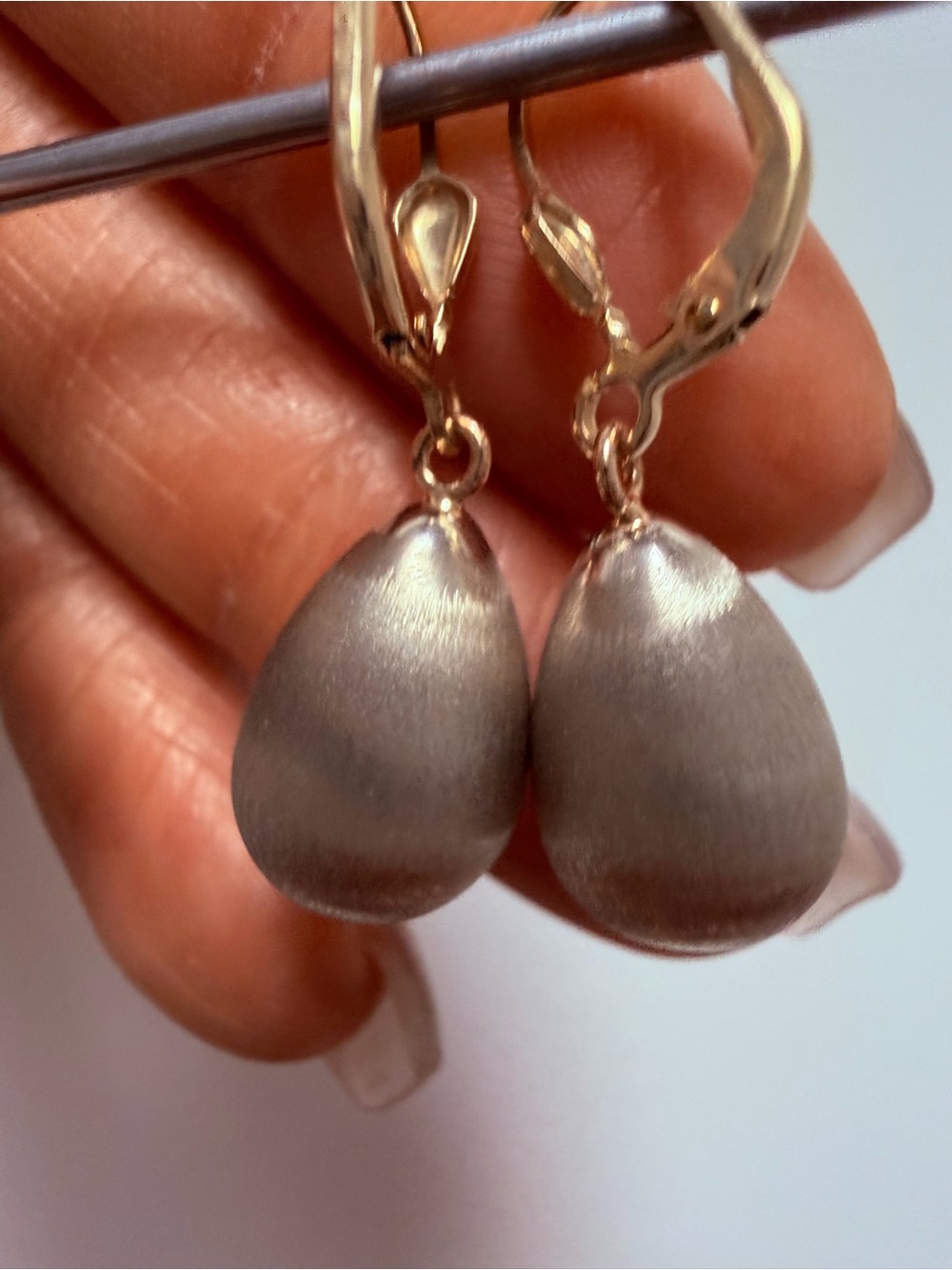 14K Gold Brushed Teardrop Drop Earrings | Two-Tone Satin Finish | 3.14g - Picture 5 of 16